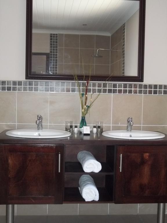 Queen Manor Boutique Guest House Graaff-Reinet Zimmer foto