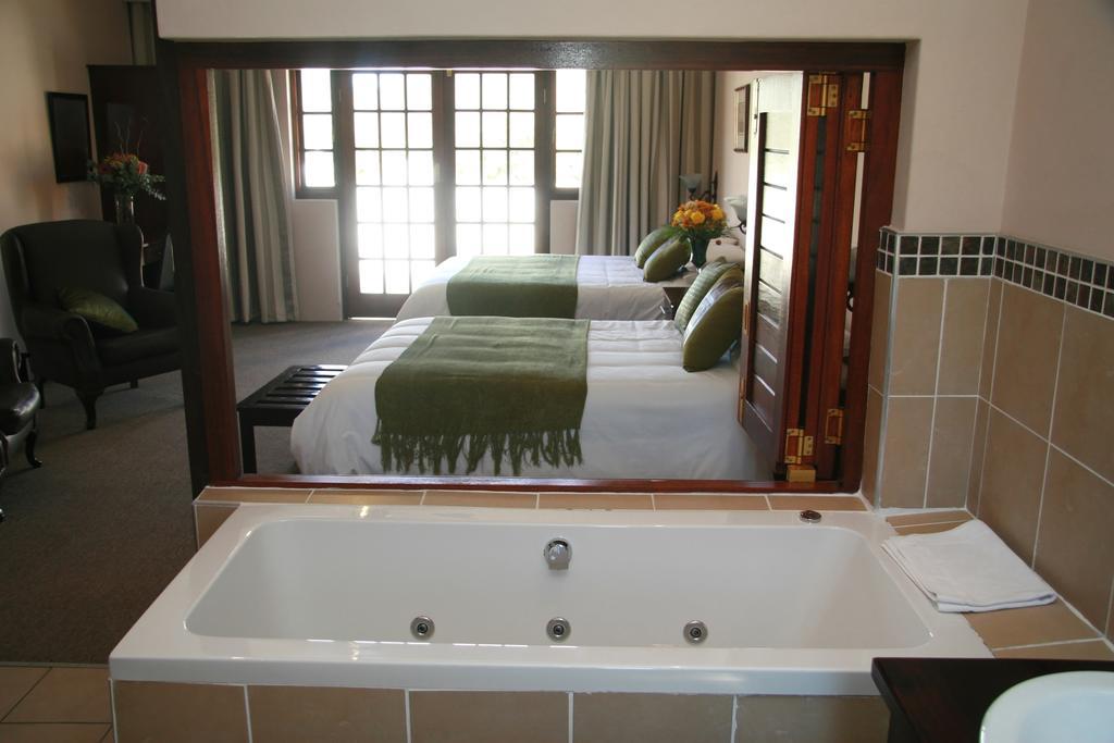 Queen Manor Boutique Guest House Graaff-Reinet Zimmer foto